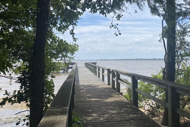 106 Brickells Glade Circle, Edenton, NC 27932