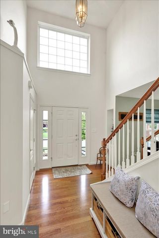 201 CEDAR HOLLOW, Manheim, PA 17545
