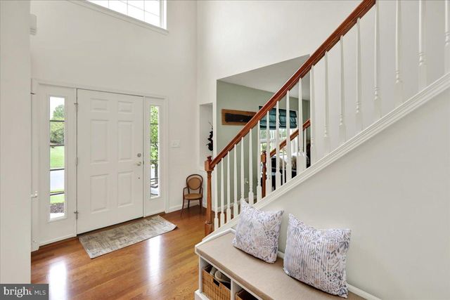 201 CEDAR HOLLOW, Manheim, PA 17545