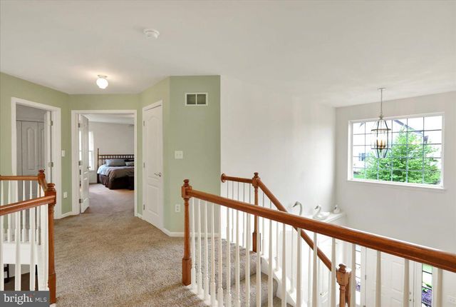 201 CEDAR HOLLOW, Manheim, PA 17545
