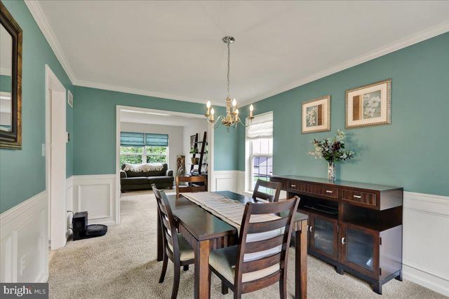 201 CEDAR HOLLOW, Manheim, PA 17545