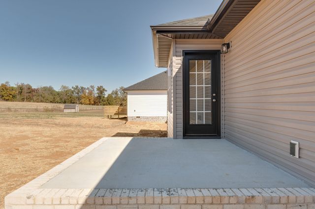 402 Rose Ln, Shelbyville, TN 37160