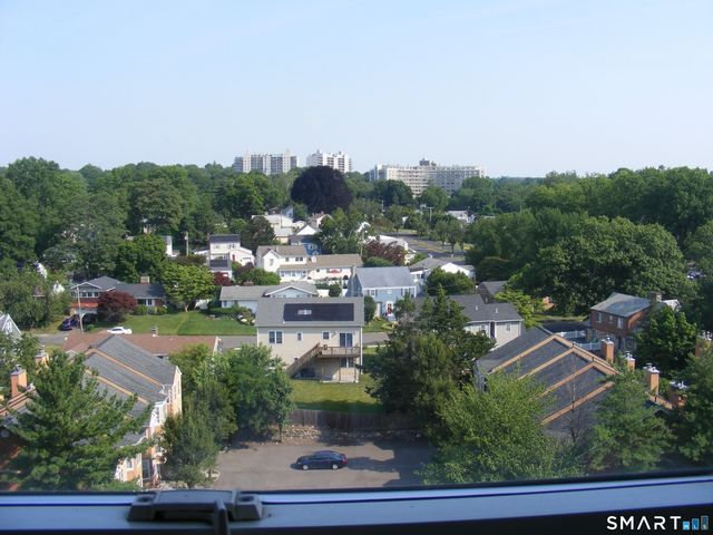 2625 Park Avenue 10H, Bridgeport, CT 06604