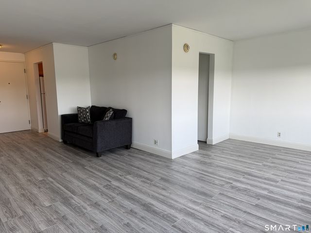 2625 Park Avenue 10H, Bridgeport, CT 06604