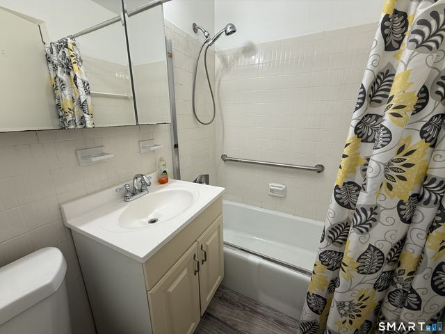 2625 Park Avenue 10H, Bridgeport, CT 06604
