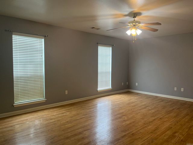 330 Gathering House Drive, Haskell, AR 72015