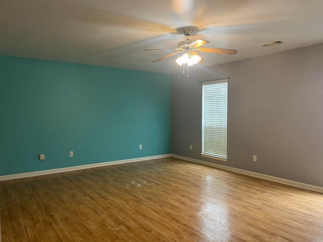 330 Gathering House Drive, Haskell, AR 72015