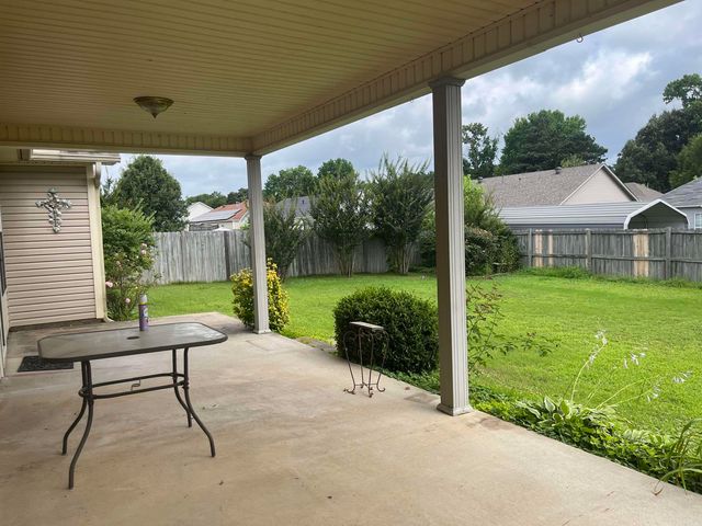 330 Gathering House Drive, Haskell, AR 72015