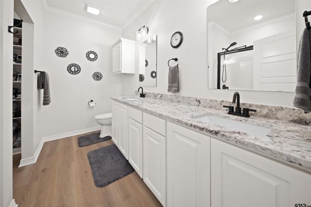 3057 Royal Garden, Tyler, TX 75701