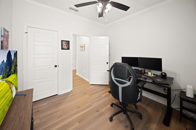 3057 Royal Garden, Tyler, TX 75701