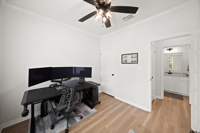 3057 Royal Garden, Tyler, TX 75701