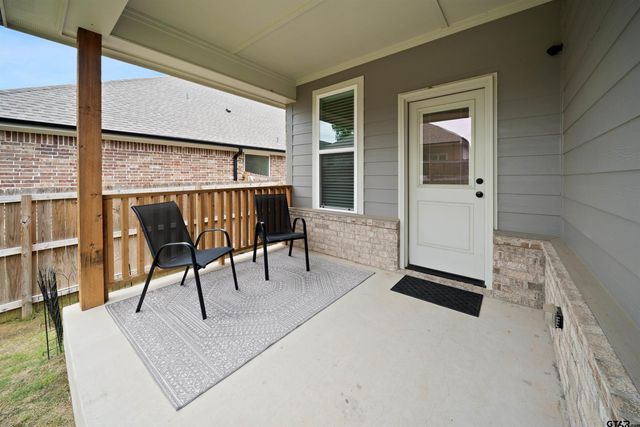 3057 Royal Garden, Tyler, TX 75701