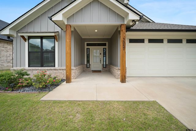 3057 Royal Garden, Tyler, TX 75701