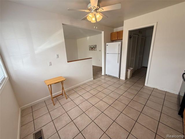 29126 Shirley Avenue, Madison Heights, MI 48071