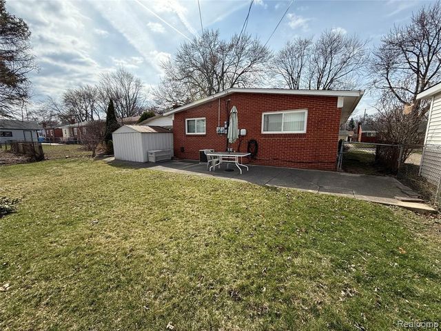 29126 Shirley Avenue, Madison Heights, MI 48071