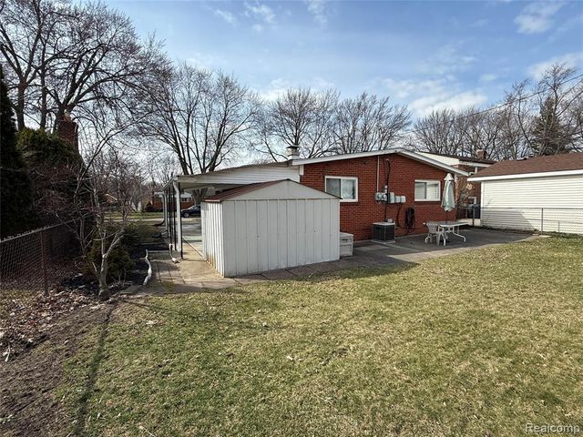 29126 Shirley Avenue, Madison Heights, MI 48071