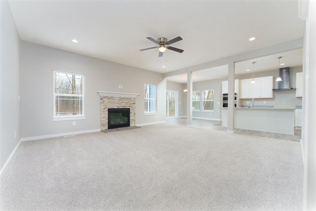 33 Aviara Oaks Parkway, Jackson, MI 49201