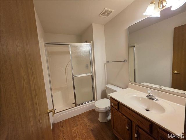 189 Southern Oaks Drive, St Charles, MO 63303