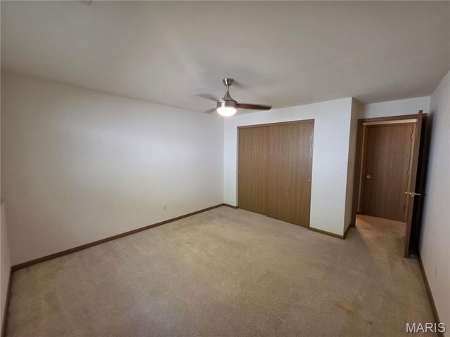 189 Southern Oaks Drive, St Charles, MO 63303