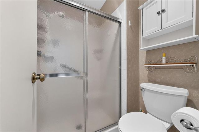 2213 NW 84th Terrace, Kansas City, MO 64154