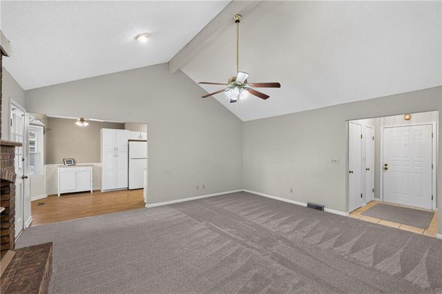 2213 NW 84th Terrace, Kansas City, MO 64154
