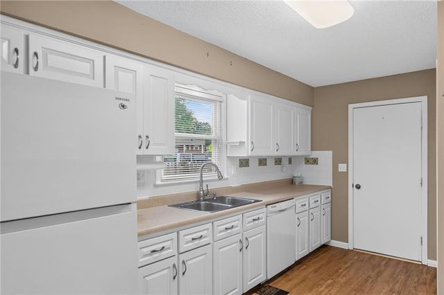 2213 NW 84th Terrace, Kansas City, MO 64154