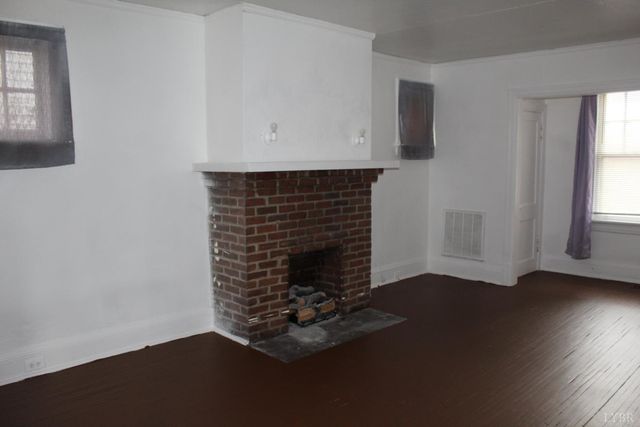 913 Dearing Street, Lynchburg, VA 24503