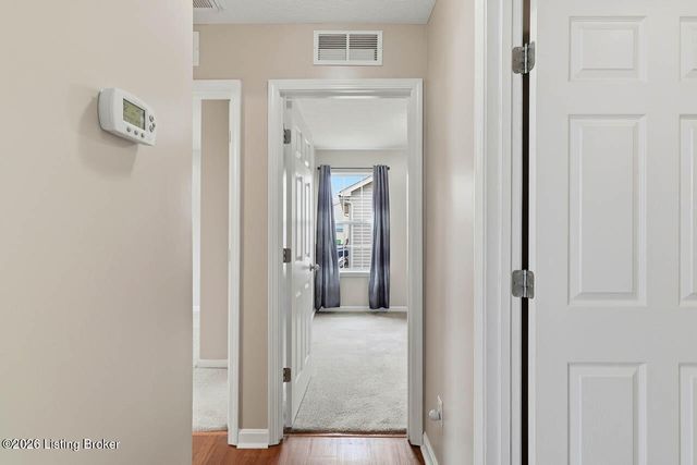 306 Mallard Pointe Blvd, Shepherdsville, KY 40165