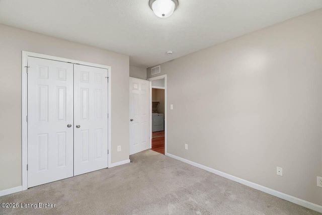 306 Mallard Pointe Blvd, Shepherdsville, KY 40165