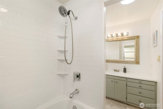 12343 11th Avenue NE, Seattle, WA 98125