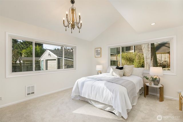 12343 11th Avenue NE, Seattle, WA 98125