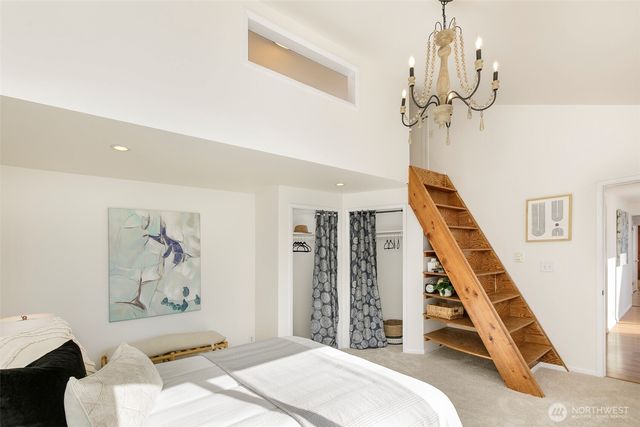 12343 11th Avenue NE, Seattle, WA 98125