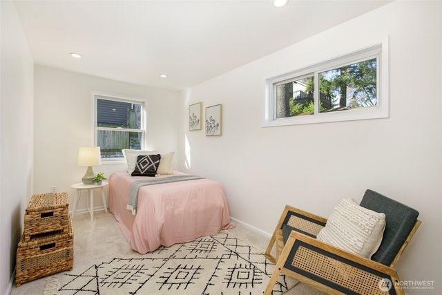 12343 11th Avenue NE, Seattle, WA 98125