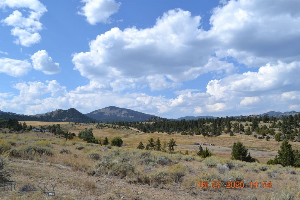 34 Appe Lane, Whitehall, MT 59759