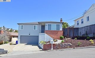16830 President Drive, Castro Valley, CA 94578
