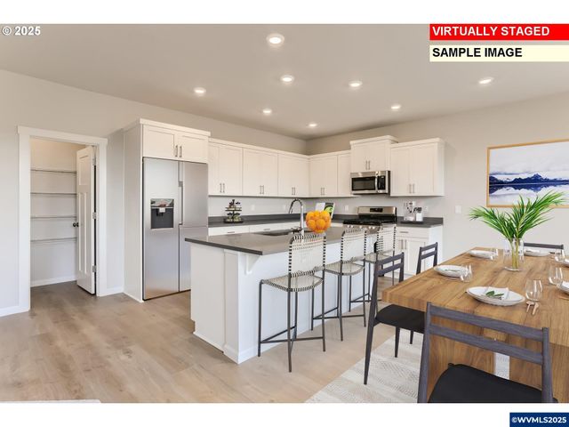 2642 Mount Saint Helens Av SE, Salem, OR 97302