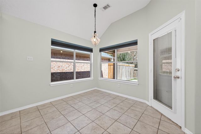 10542 Parkside Drive, Willis, TX 77318