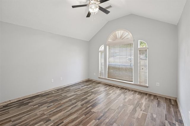 10542 Parkside Drive, Willis, TX 77318