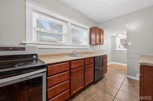 4926 Tiemann Avenue, St Louis, MO 63123