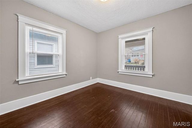 4926 Tiemann Avenue, St Louis, MO 63123