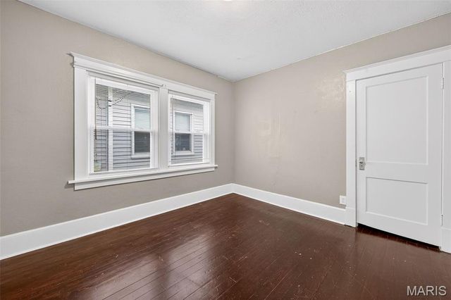 4926 Tiemann Avenue, St Louis, MO 63123