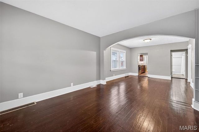 4926 Tiemann Avenue, St Louis, MO 63123