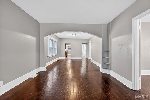 4926 Tiemann Avenue, St Louis, MO 63123