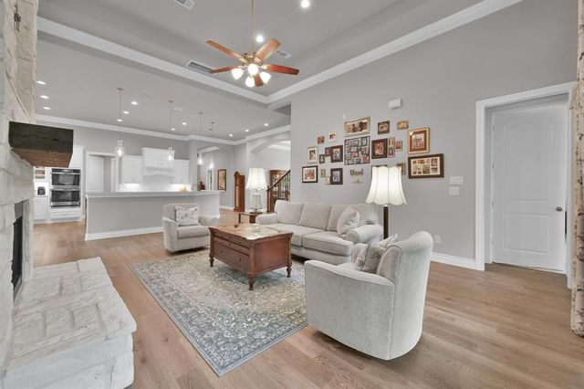 402 Changing Tide Court, Willis, TX 77318