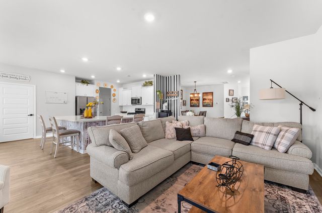 706 Spanish Pointe Drive, Summerville, SC 29486