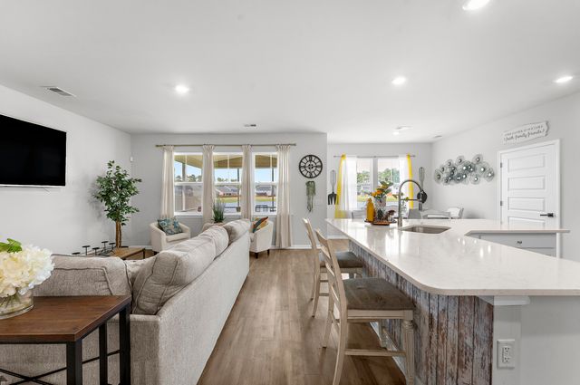 706 Spanish Pointe Drive, Summerville, SC 29486