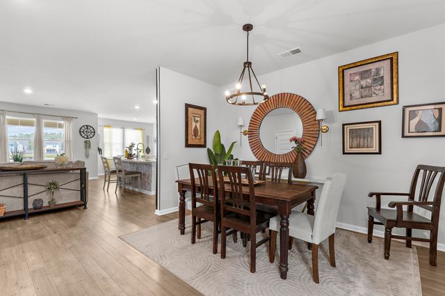 706 Spanish Pointe Drive, Summerville, SC 29486