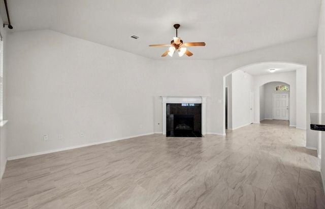 621 Rocky Hollow Lane, League City, TX 77573
