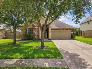 621 Rocky Hollow Lane, League City, TX 77573