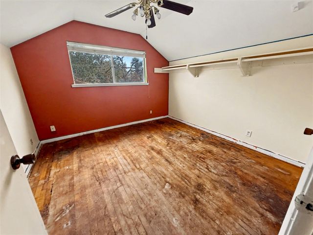 613 Center Way Street, Lake Jackson, TX 77566